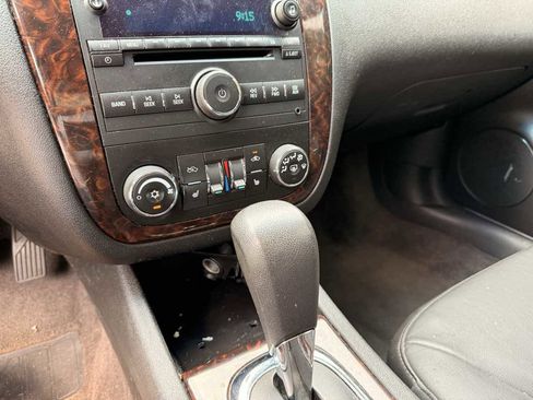 Used 2015 Chevrolet Impala LTZ image 12