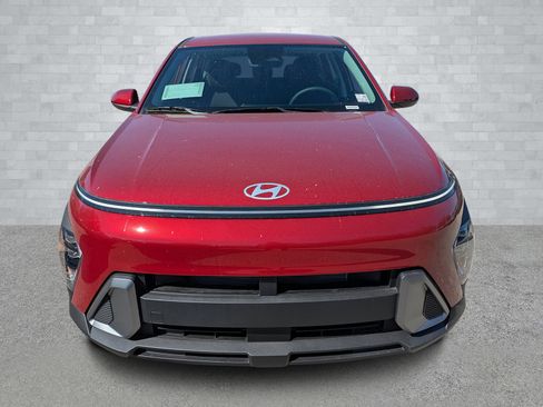 New 2026 Hyundai Kona SE image 3