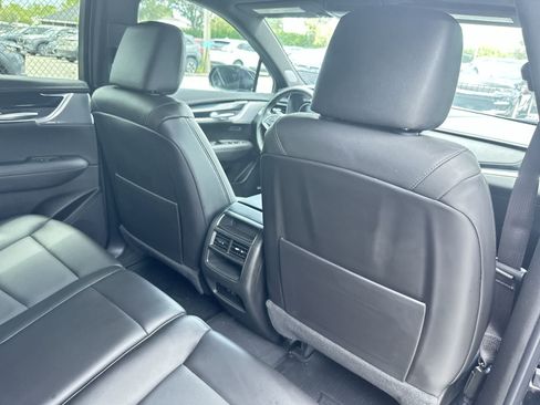 Used 2024 Cadillac XT5 Premium Luxury FWD image 18