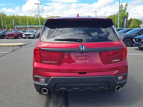 Used 2023 Honda Passport EX-L image 4