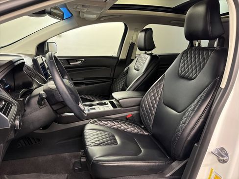 Certified 2024 Ford Edge Titanium AWD/4WD image 22
