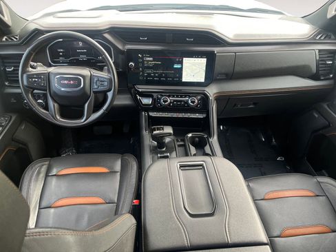 Used 2022 GMC Sierra 1500 AT4 w/ AT4 Premium Package image 10