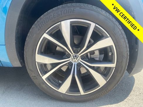 Used 2024 Volkswagen Atlas Cross Sport SEL Premium R-Line AWD/4WD image 15