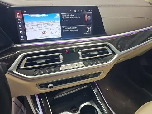 Used 2019 BMW X7 xDrive40i w/ Premium Package image 51