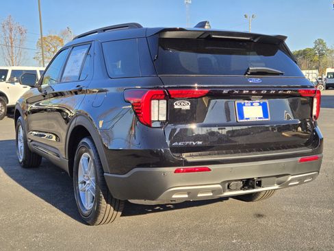 New 2026 Ford Explorer Active image 9