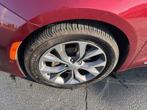 Used 2017 Chrysler Pacifica Touring-L Plus w/ Advanced Safetytec Group image 24