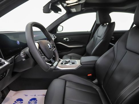 Used 2025 BMW 330i xDrive Sedan w/ Premium Package image 8