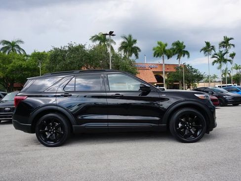 Used 2023 Ford Explorer ST-Line w/ Class IV Trailer Tow Package RWD image 22