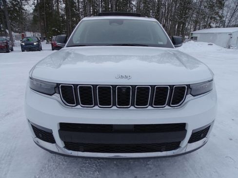 Used 2023 Jeep Grand Cherokee L Limited w/ Luxury Tech Group II image 6