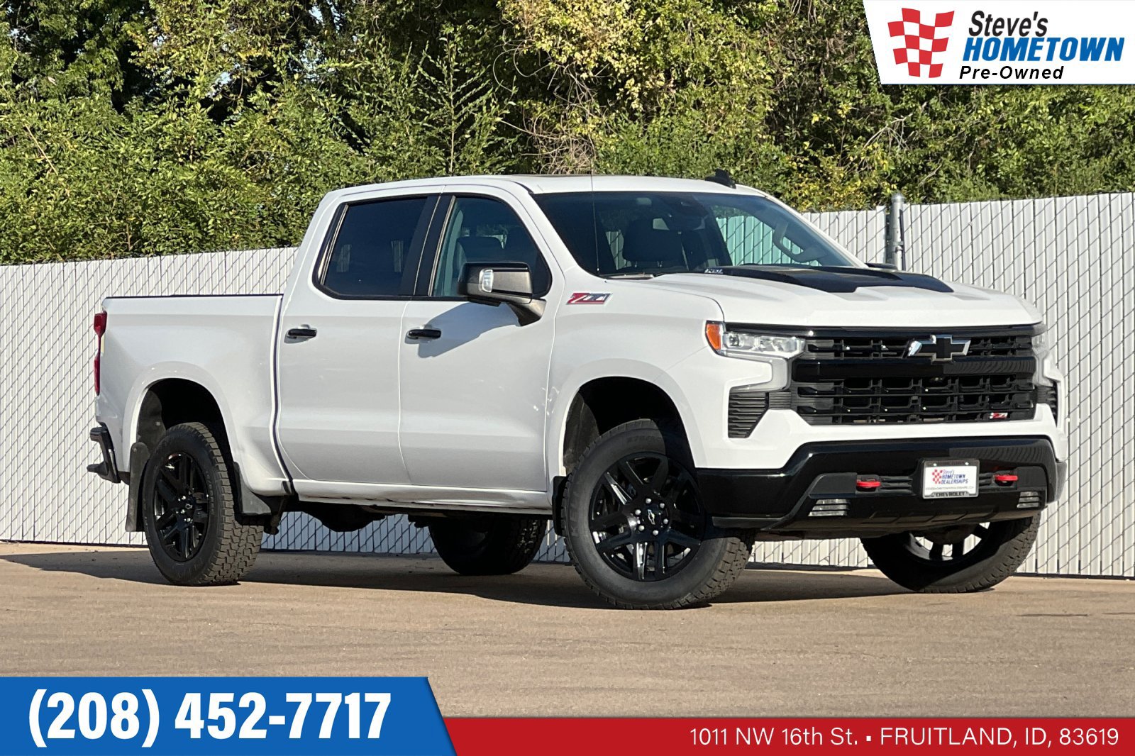Used 2023 Chevrolet Silverado 1500 LT Trail Boss AWD/4WD image 1