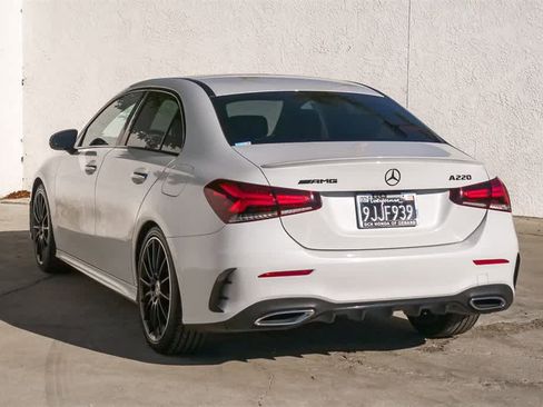 Used 2021 Mercedes-Benz A 220 A 220 image 9