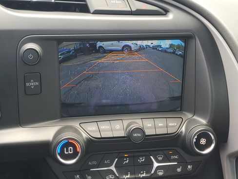 Used 2015 Chevrolet Corvette Z06 w/ 2LZ Preferred Equipment Group image 18