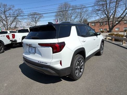 New 2026 GMC Terrain Elevation w/ Elevation Premium Package AWD/4WD image 7