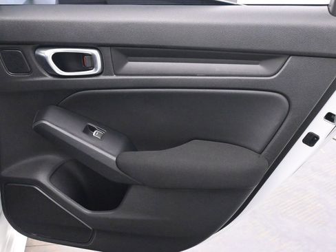 Used 2023 Honda Civic Sport image 17