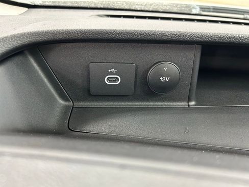 New 2025 Ford Transit 250 148 Medium Roof image 12