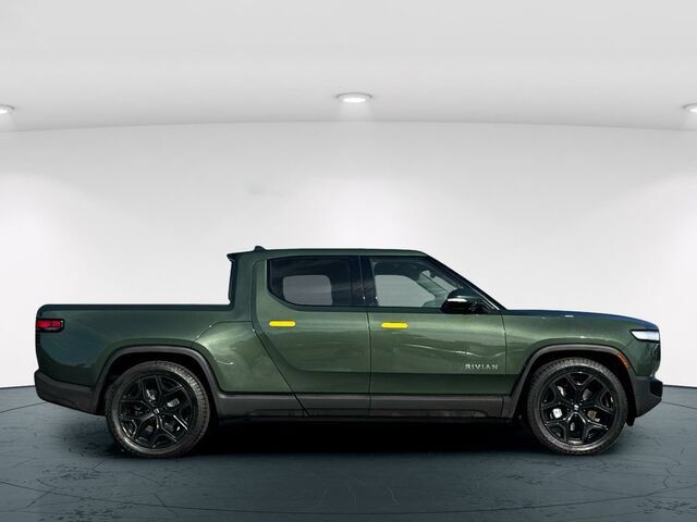 Used 2023 Rivian R1T Adventure Dual AWD/4WD image 8