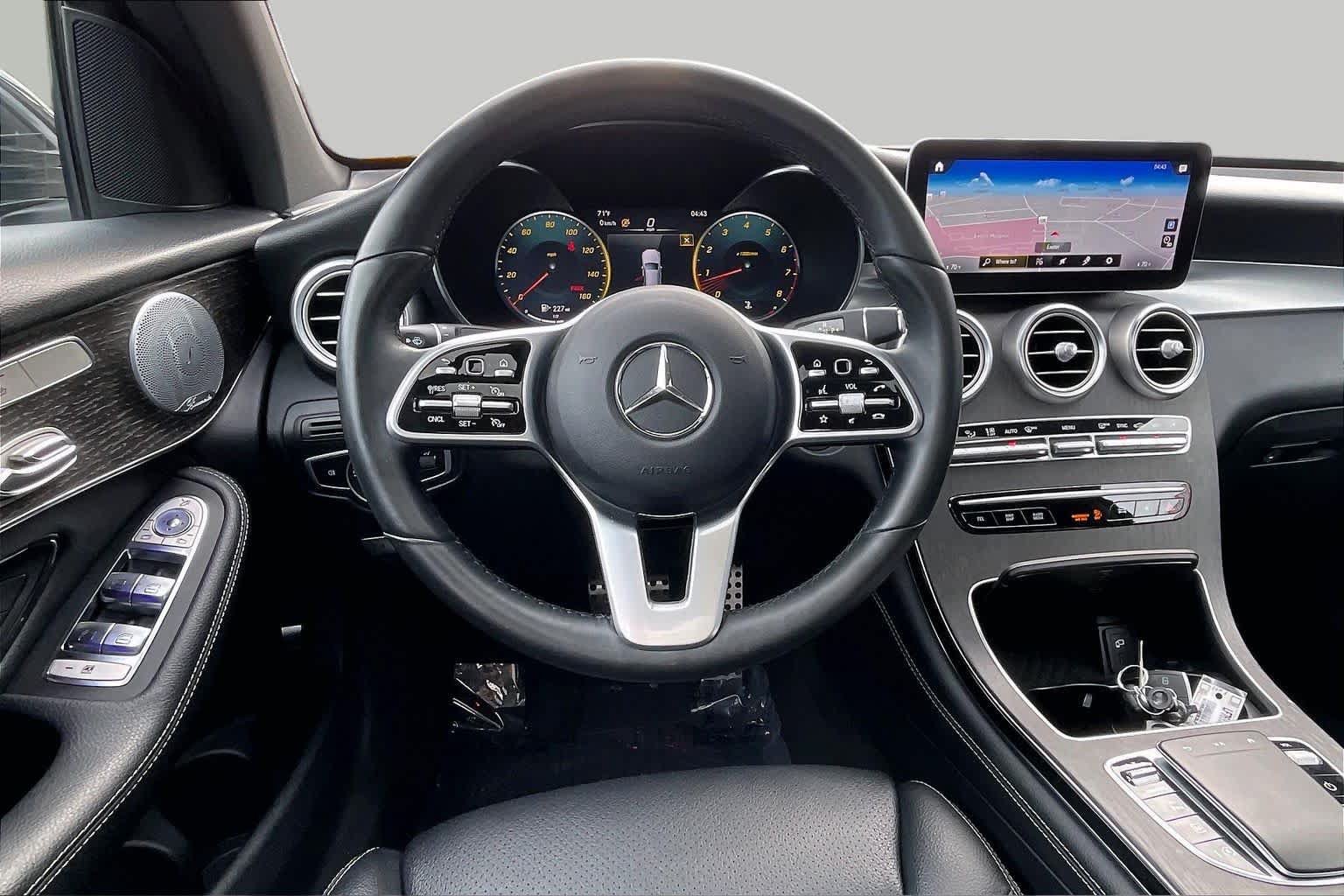 Used 2020 Mercedes-Benz GLC 300 4MATIC Coupe image 5