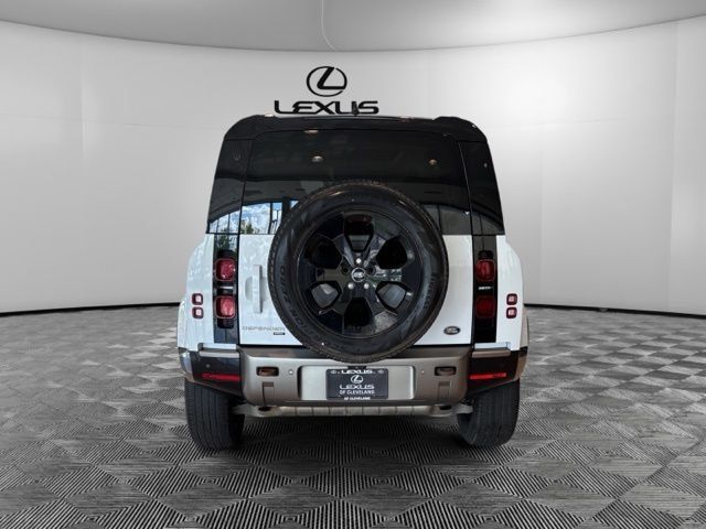 Used 2022 Land Rover Defender 110 X-Dynamic SE AWD/4WD image 6