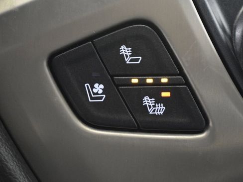 Used 2016 GMC Sierra 1500 Denali w/ Enhanced Driver Alert Package image 36