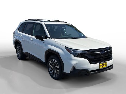 New 2026 Subaru Forester Touring AWD/4WD image 7