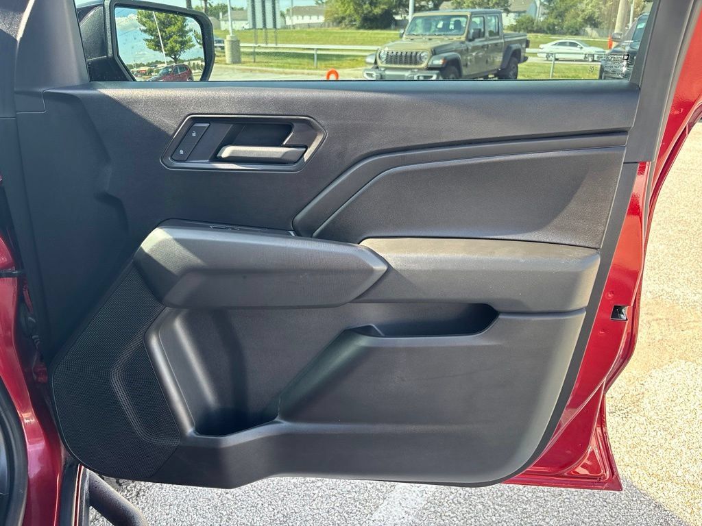 Used 2026 Chevrolet Colorado Trail Boss AWD/4WD image 26