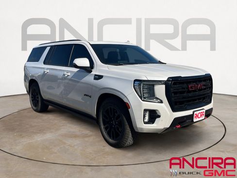 Used 2022 GMC Yukon XL AT4 image 1