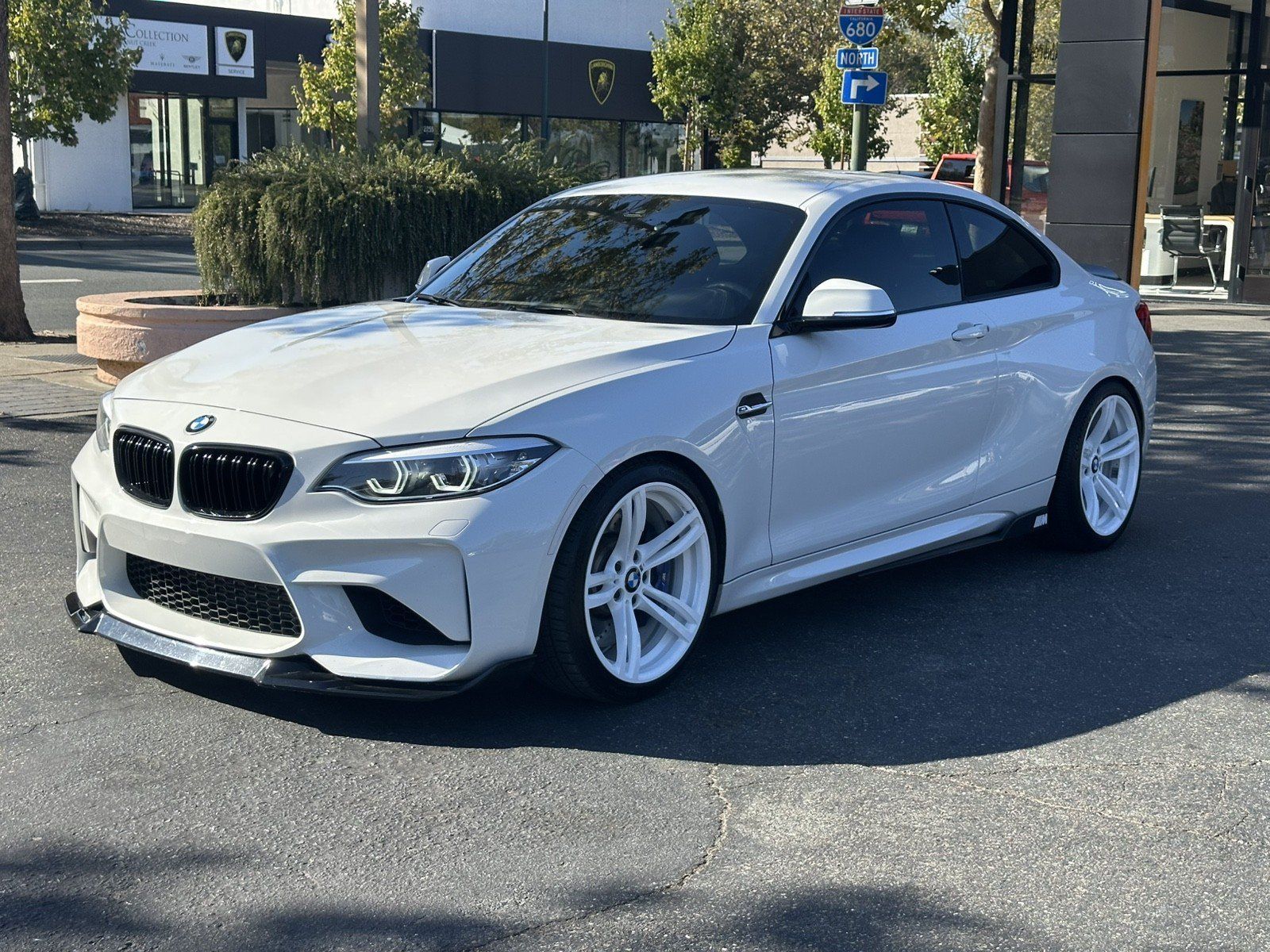 Used 2018 BMW M2 RWD image 3