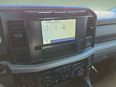 Used 2024 Ford F350 XLT image 15