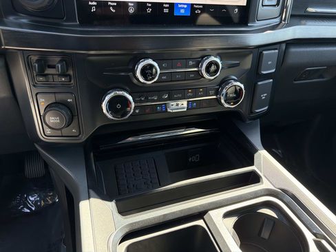 Used 2026 Ford F250 Lariat w/ Black Appearance Package image 31