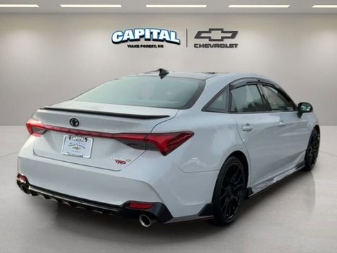 Used 2021 Toyota Avalon TRD image 5