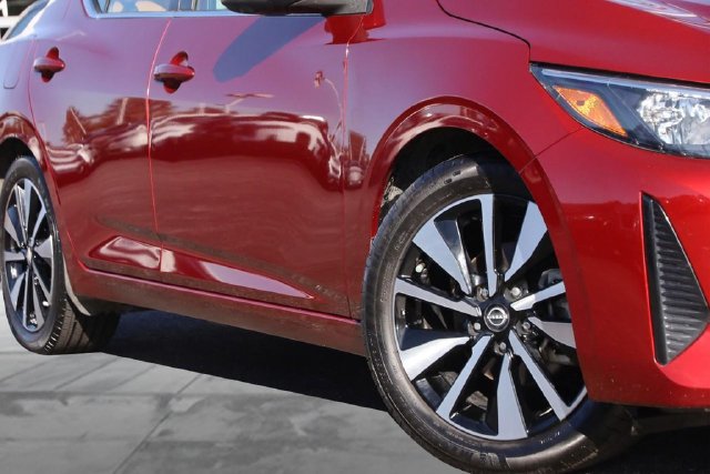 Certified 2025 Nissan Sentra SV w/ SV Premium Package FWD image 3