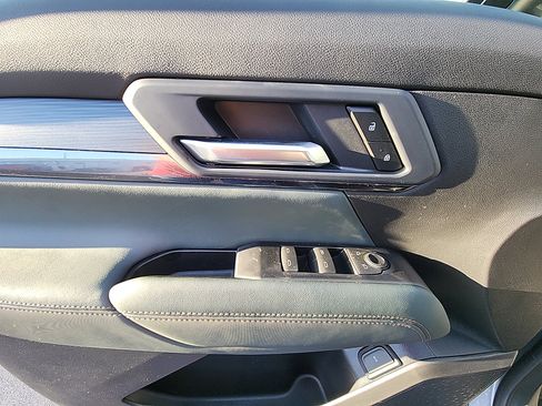 New 2026 GMC Terrain AT4 image 13