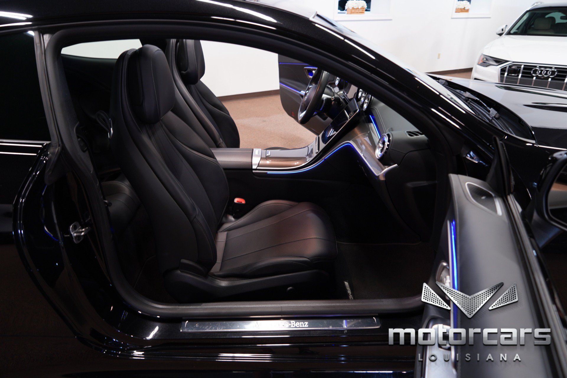 Used 2024 Mercedes-Benz CLE 450 4MATIC Coupe w/ Driver Assistance Package image 21