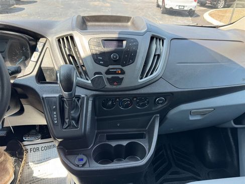 Used 2017 Ford Transit 250 130 Low Roof RWD image 12