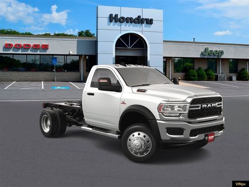 New 2024 RAM 5500 Tradesman image 11