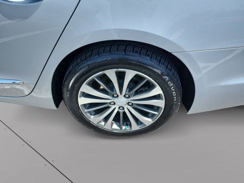 Used 2017 Buick LaCrosse Essence FWD image 15
