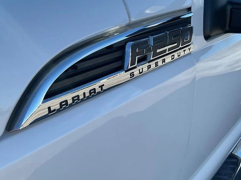 Used 2016 Ford F250 Lariat image 17