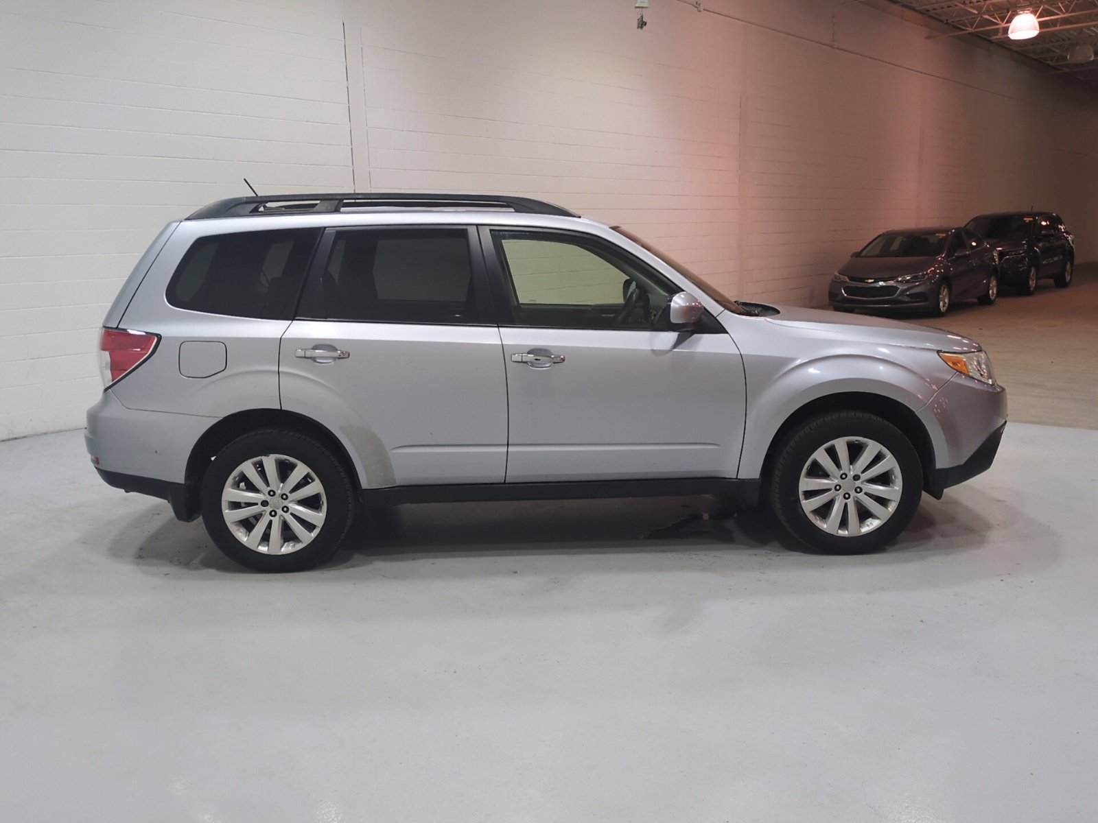 Used 2012 Subaru Forester 2.5X Premium AWD/4WD image 2