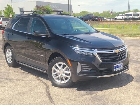 Used 2024 Chevrolet Equinox LT AWD/4WD image 5