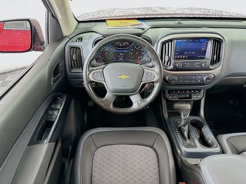 Used 2021 Chevrolet Colorado Z71 AWD/4WD image 29