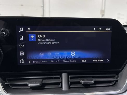 Used 2025 Chevrolet Trax LT FWD image 14