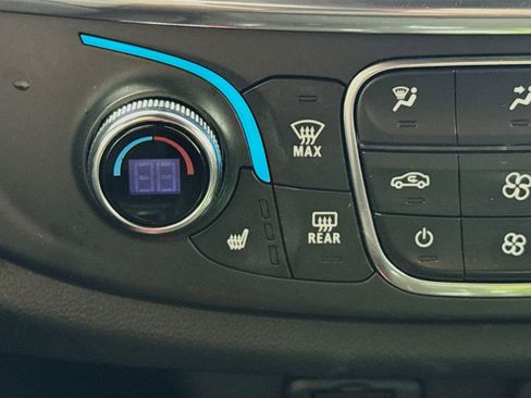 Used 2023 Chevrolet Traverse RS w/ LPO, Floor Liner Package image 22