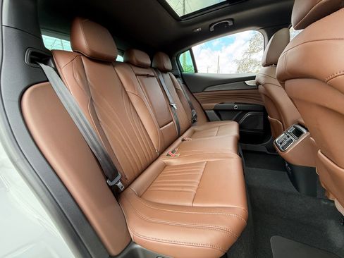 Used 2023 Maserati Grecale GT AWD/4WD image 18