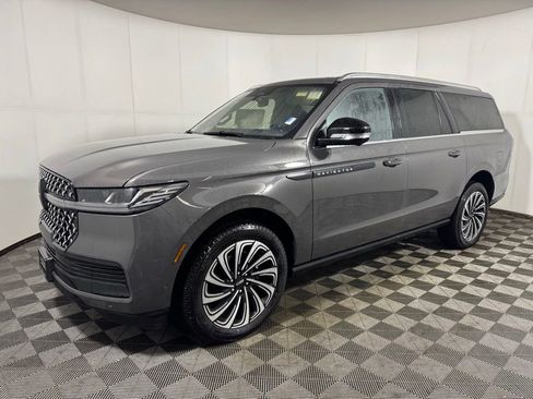 New 2025 Lincoln Navigator L Black Label image 1