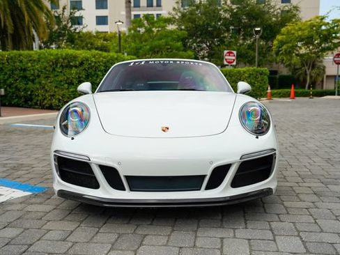 Used 2018 Porsche 911 Targa 4 GTS AWD/4WD image 4