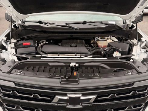 Used 2025 Chevrolet Silverado 1500 LT Trail Boss w/ Protection Package AWD/4WD image 14
