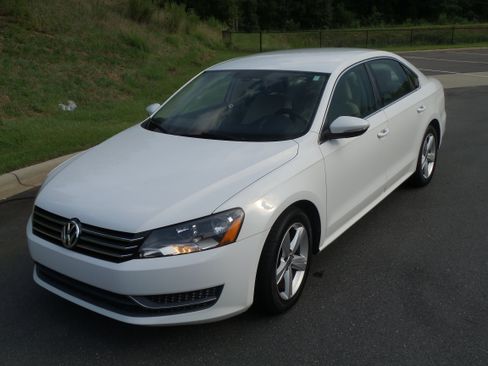 Used 2012 Volkswagen Passat 2.5 SE FWD image 72