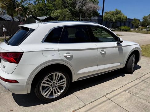 Used 2018 Audi Q5 Prestige w/ Prestige Package AWD/4WD image 9