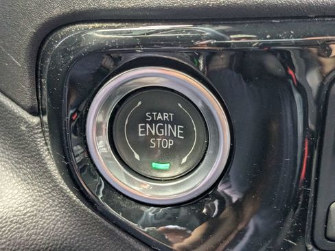 Used 2025 Chevrolet Silverado 1500 LT RWD image 27