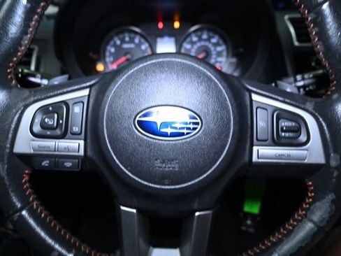 Used 2016 Subaru Crosstrek 2.0i Premium w/ Moonroof Package image 37